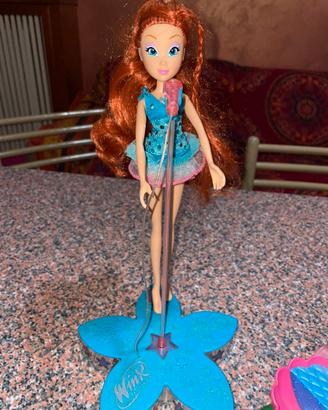 Winx palco con microfono Bloom