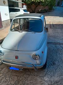 Auto d'epoca Fiat 500