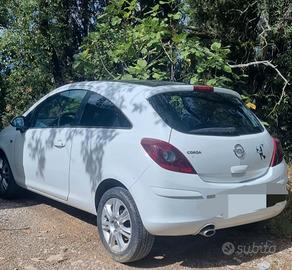 Opel Corsa 2013 GPL per ricambi