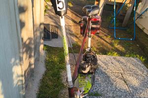 monopattino a motore