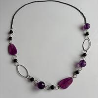 Collana di bigiotteria