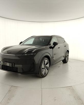 LYNK&CO 08 MORE