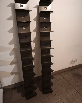 Libreria verticale a colonna