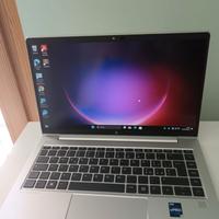 HP EliteBook 640 G10 Core i5 1345U e 32 GB di Ram