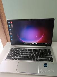 HP EliteBook 640 G10 Core i5 1345U e 32 GB di Ram