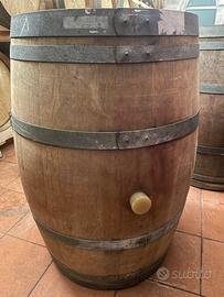 Barrique (botte) di legno vino esausta