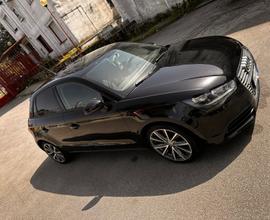 Audi a1 1.6 90 CV Diesel, Cambio Automatico