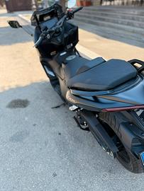 T MAX 560