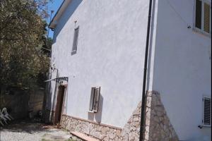 Bilocale via Mazzarella 5