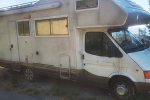Camper rimor mansardato