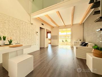 Trivano al Quartello ultimo piano con soppalco