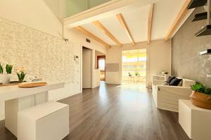 Trivano al Quartello ultimo piano con soppalco