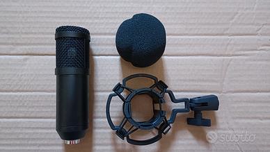 Microfono da studio per PC (streaming/podcast)