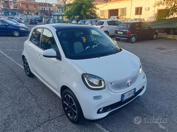 Smart Forfour automatico