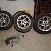 Cerchi in lega  16 pollici alfa Romeo