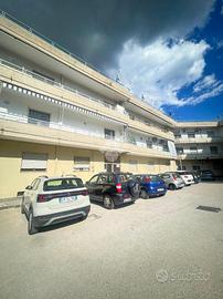 4 LOCALI A NOLA