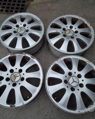 Cerchi In Lega Da 15" Per Mercedes Classe A W169