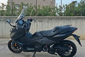 Yamaha T Max 560 - 2023 - 12000 Km - Unico pro