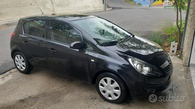opel corsa 1.2 benzina 60.000 km
