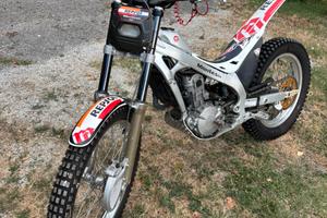 Montesa repsol trial
