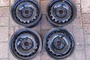 4 cerchioni in ferro 6,5x15 Renault Clio Megane II