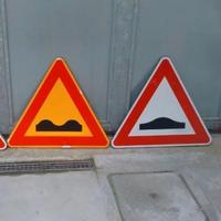 Cartelli stradali dismessi 