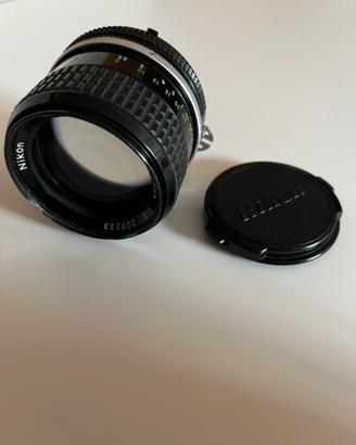 Nikon 85mm f2 AI Nikkor