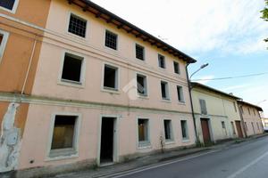 CASA SEMINDIPENDENTE A PALMANOVA