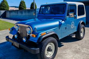 Jeep Wrangler CJ-7 (STUPENDA)