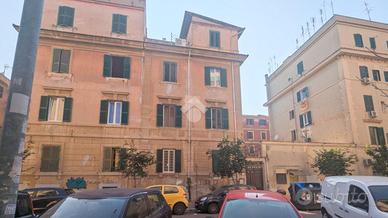 2 LOCALI A ROMA