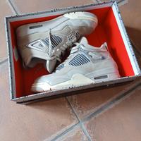 JORDAN 4 FROZEN MOMENT