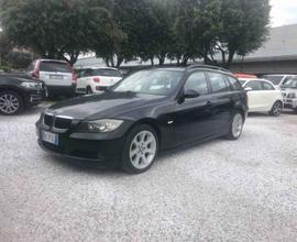 BMW 320d TOURING - TETTO PANORAMICO