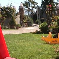 Casa giardino a 2 km mare Scossicci