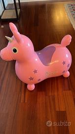 Unicorno salta salta