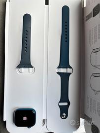 Apple Watch Series 7 (GPS + Cellular)