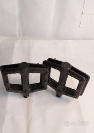 pedali bicicletta universali in lega no plastica.