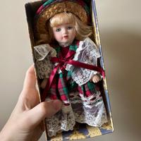 Bambola di porcellana porcelain doll
