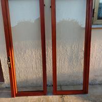 Finestre per camere e bagni, anche porte