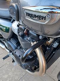 Triumph Bonneville T100 Gold Line