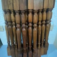 Set N° 26 Colonnine per Scala in Legno di Noce