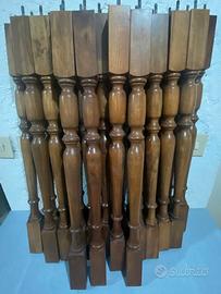 Set N° 26 Colonnine per Scala in Legno di Noce
