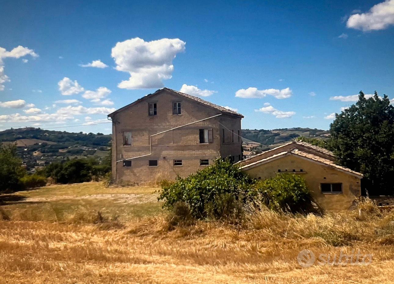 Casale da ristrutturare con terreno - Vista 4