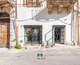 Locale commerciale per investimento