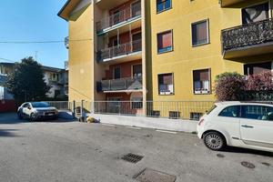 3 LOCALI A SPINO D'ADDA