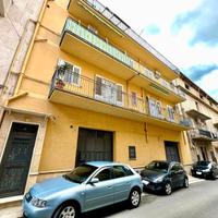 Appartamento in via De Santis, Partinico