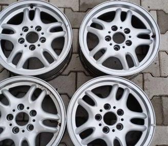 Cerchi in lega originali da 16" per Bmw serie 1
