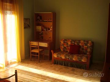 Stanze a studenti maschi referenziati