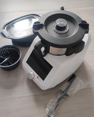 Monsieur Cuisine Pari al Nuovo – Usato Pochissimo!
