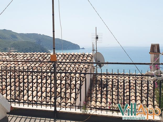 Appartamento di 100 Mq con TERRAZZO Vista Mare