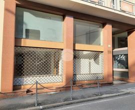 NEGOZIO A GALLARATE